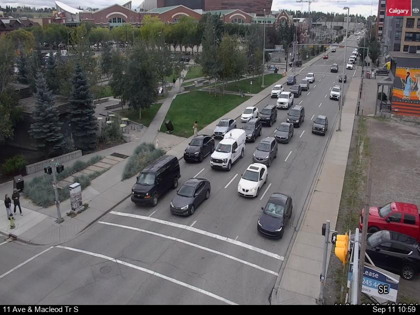 11-avenue-macleod-trail-s-1789131632.jpg