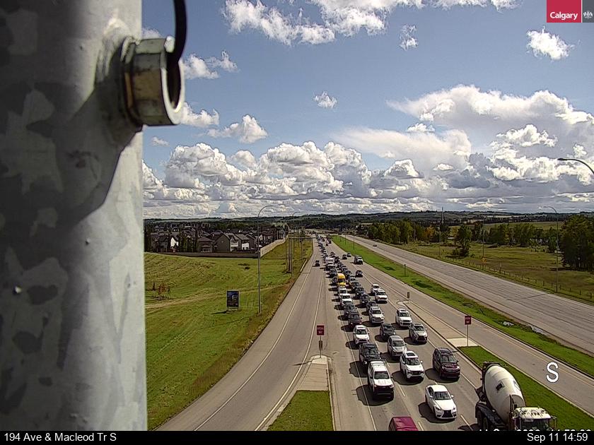 194-avenue-macleod-trail-s-1789146032.jpg