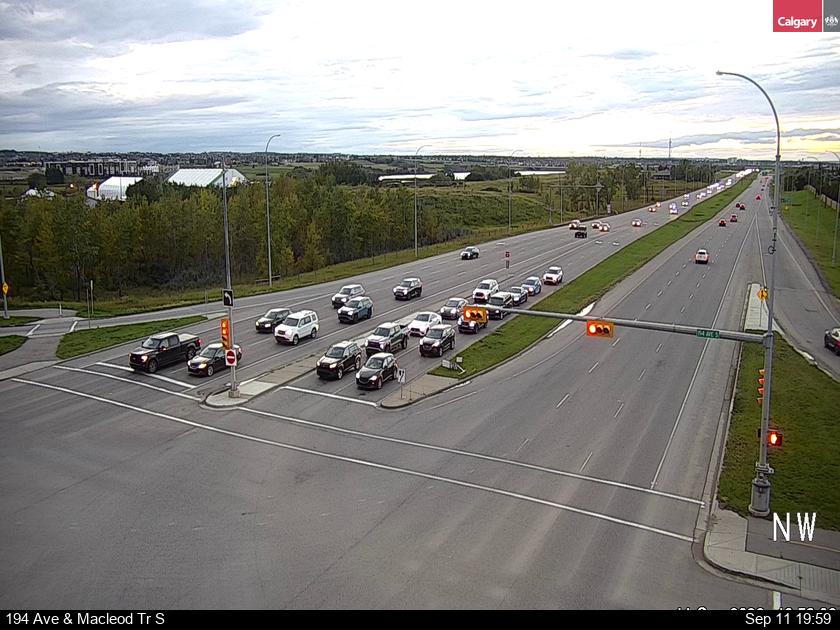 194-avenue-macleod-trail-s-1789164046.jpg