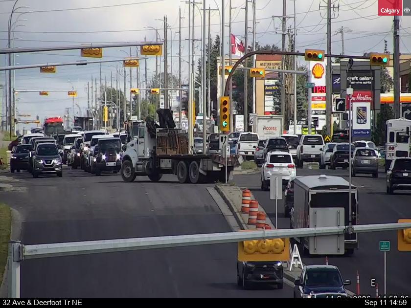 32-avenue-deerfoot-trail-ne-1789146030.jpg