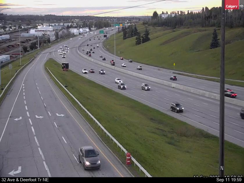 32-avenue-deerfoot-trail-ne-1789164043.jpg