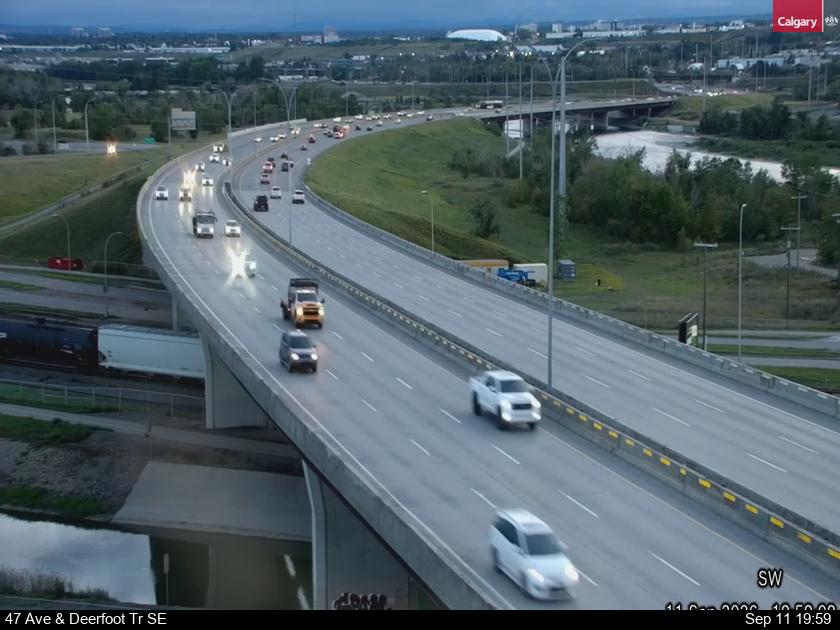 47-avenue-deerfoot-trail-se-1789164036.jpg