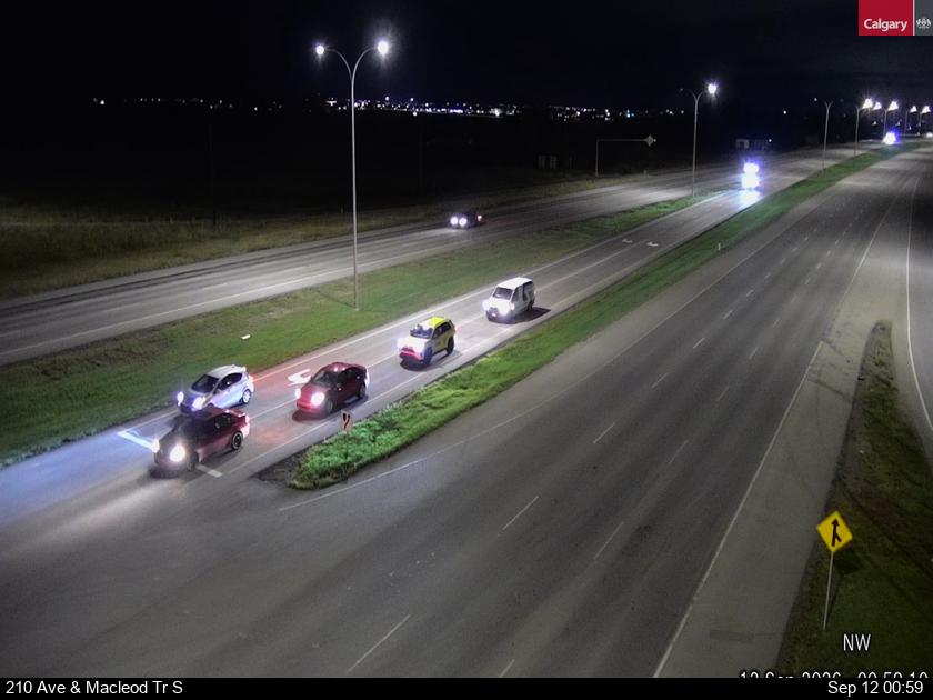 210-avenue-macleod-trail-se-1789182026.jpg