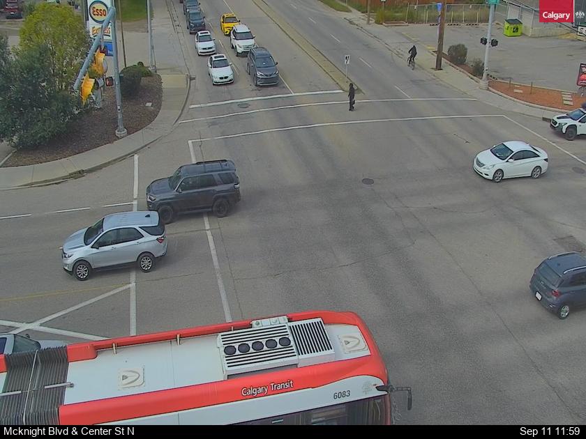 mcknight-blvd-centre-st-n-1789135220.jpg