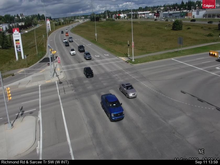 richmond-road-sarcee-trail-sw-1789142423.jpg