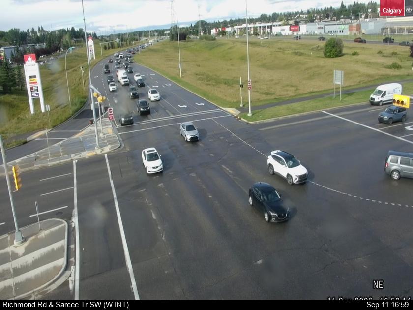 richmond-road-sarcee-trail-sw-1789153230.jpg