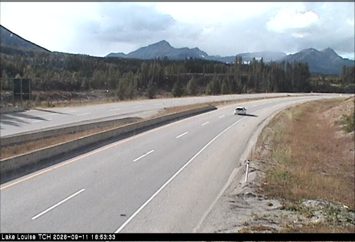 lake-louise-tch-1789153231.jpg