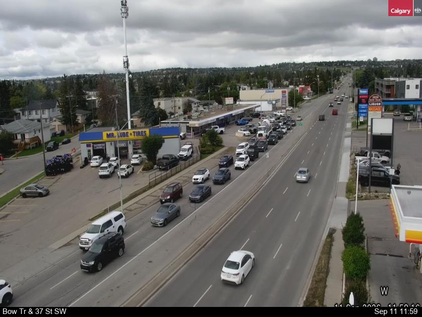 bow-trail-37-ave-sw-1789135217.jpg