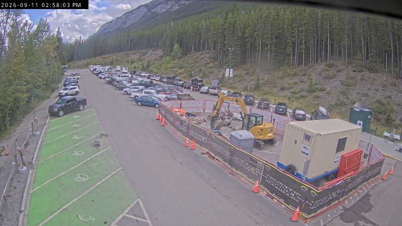 upper-hot-springs-upper-lot-1789146014.jpg