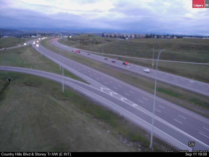 country-hills-boulevard-stoney-trail-nw-e-int-1789164026.jpg
